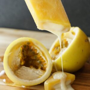 Paleta mburucuya con leche condensada
